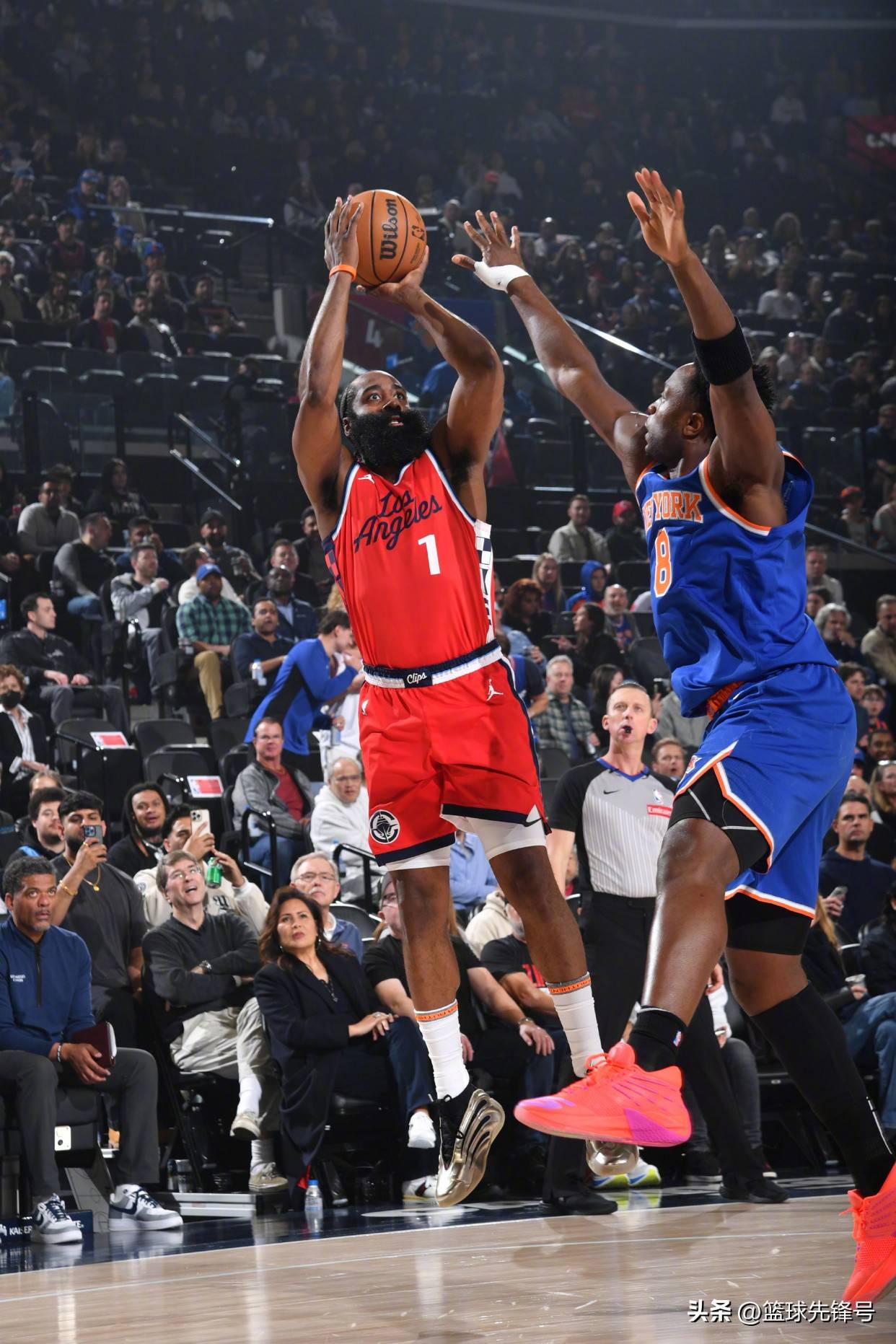 詹姆斯绝杀时刻，公牛点燃赛场，绝杀战胜迎来胜利！的简单介绍