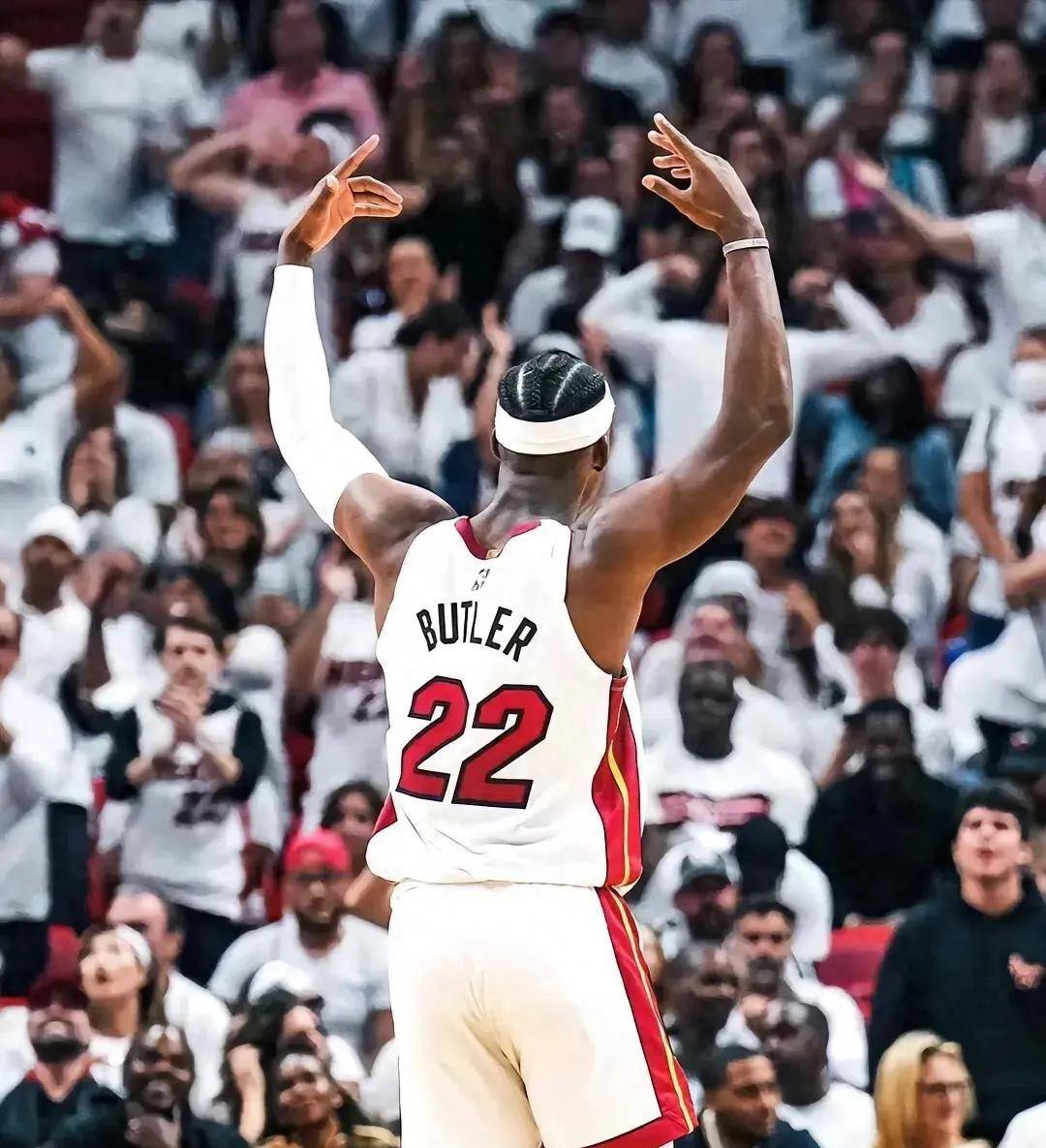 巴特勒迎来三赛季高光表现，中国队球迷沸腾！